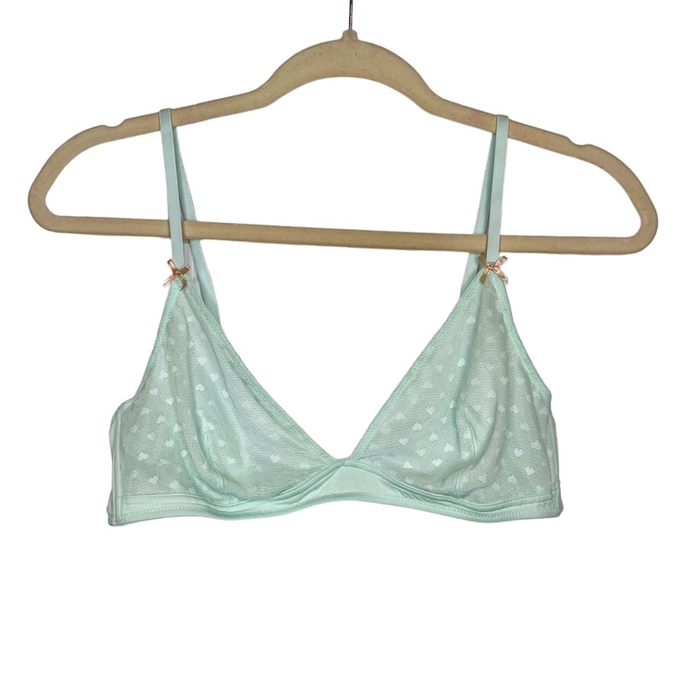 BCBGeneration 3 Bralette Bundle. Size Large - Picture 7 of 14